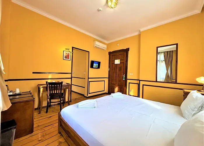 בית הארחה L'opera סופיה